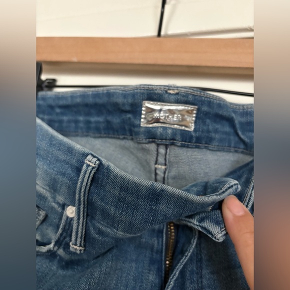 Mother The looker Jean in graffiti girl size 27 - Picture 3 of 3